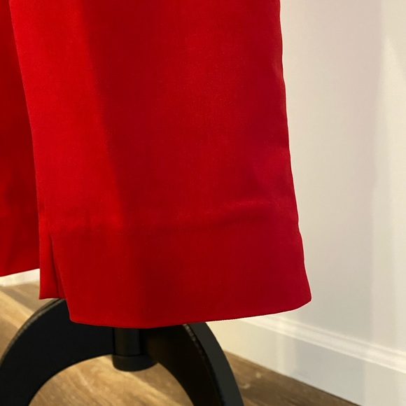 Chico’s “So Slimming” red crop pant Chico’s size 2 - Picture 4 of 11